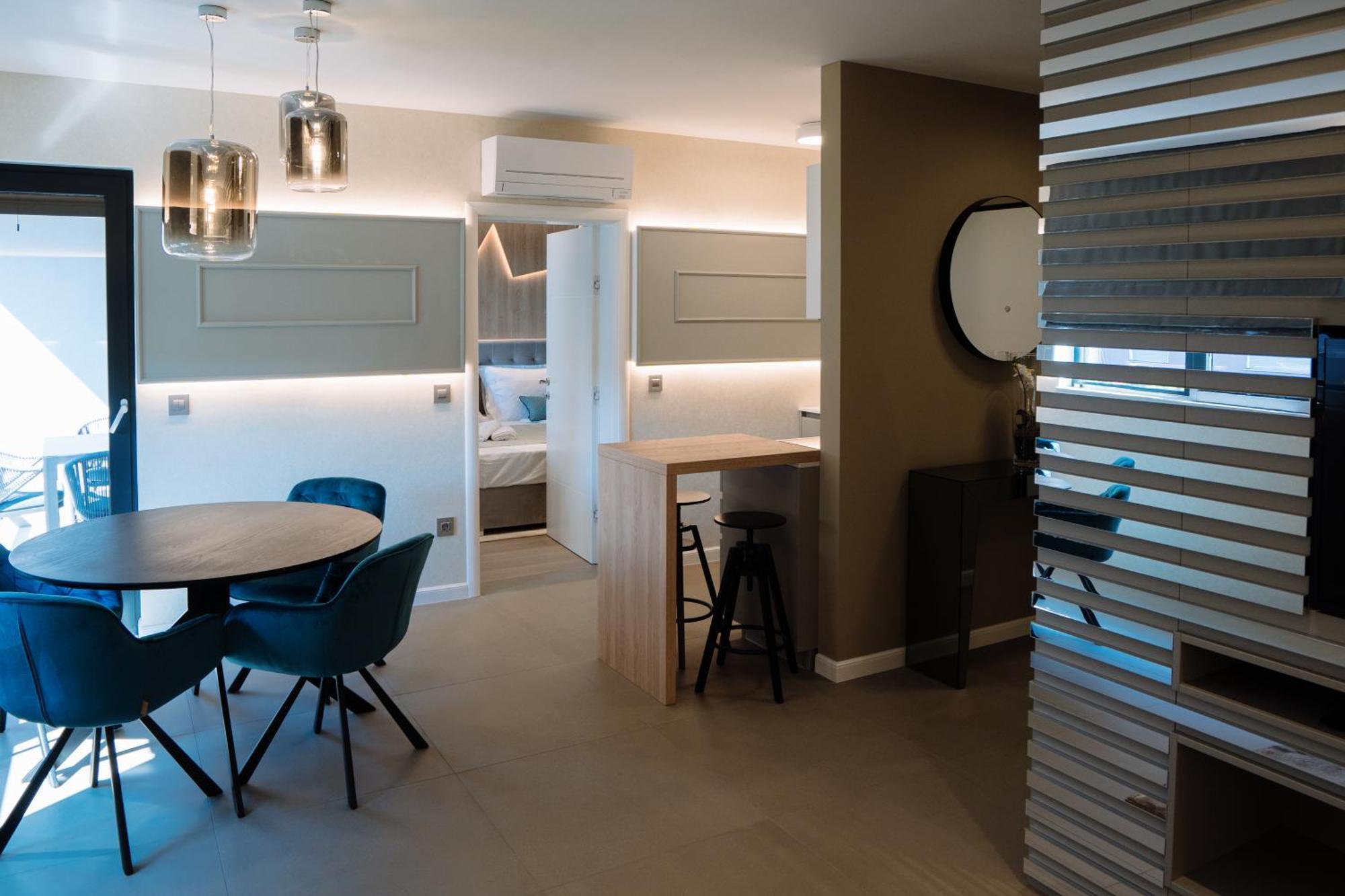 Lena Luxury Apartments Zara Esterno foto