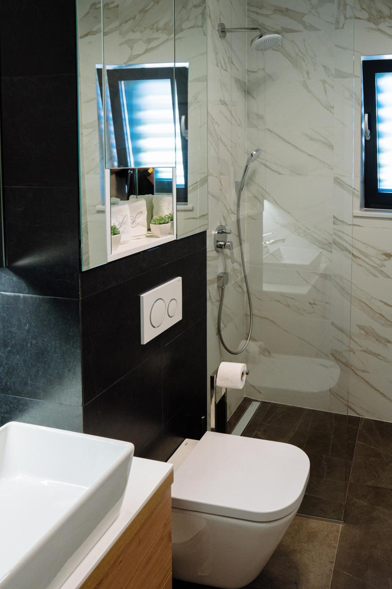 Lena Luxury Apartments Zara Esterno foto
