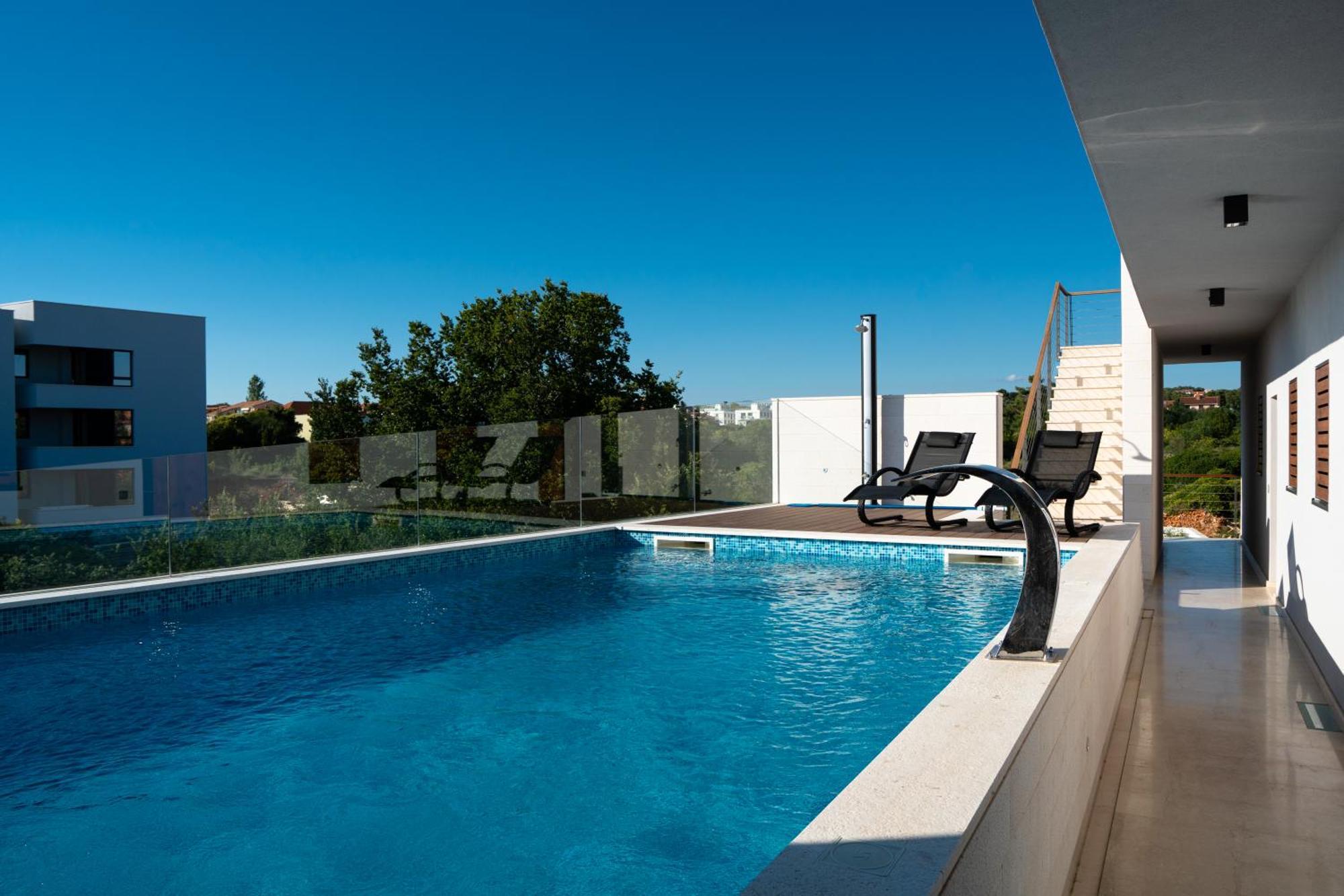Lena Luxury Apartments Zara Esterno foto