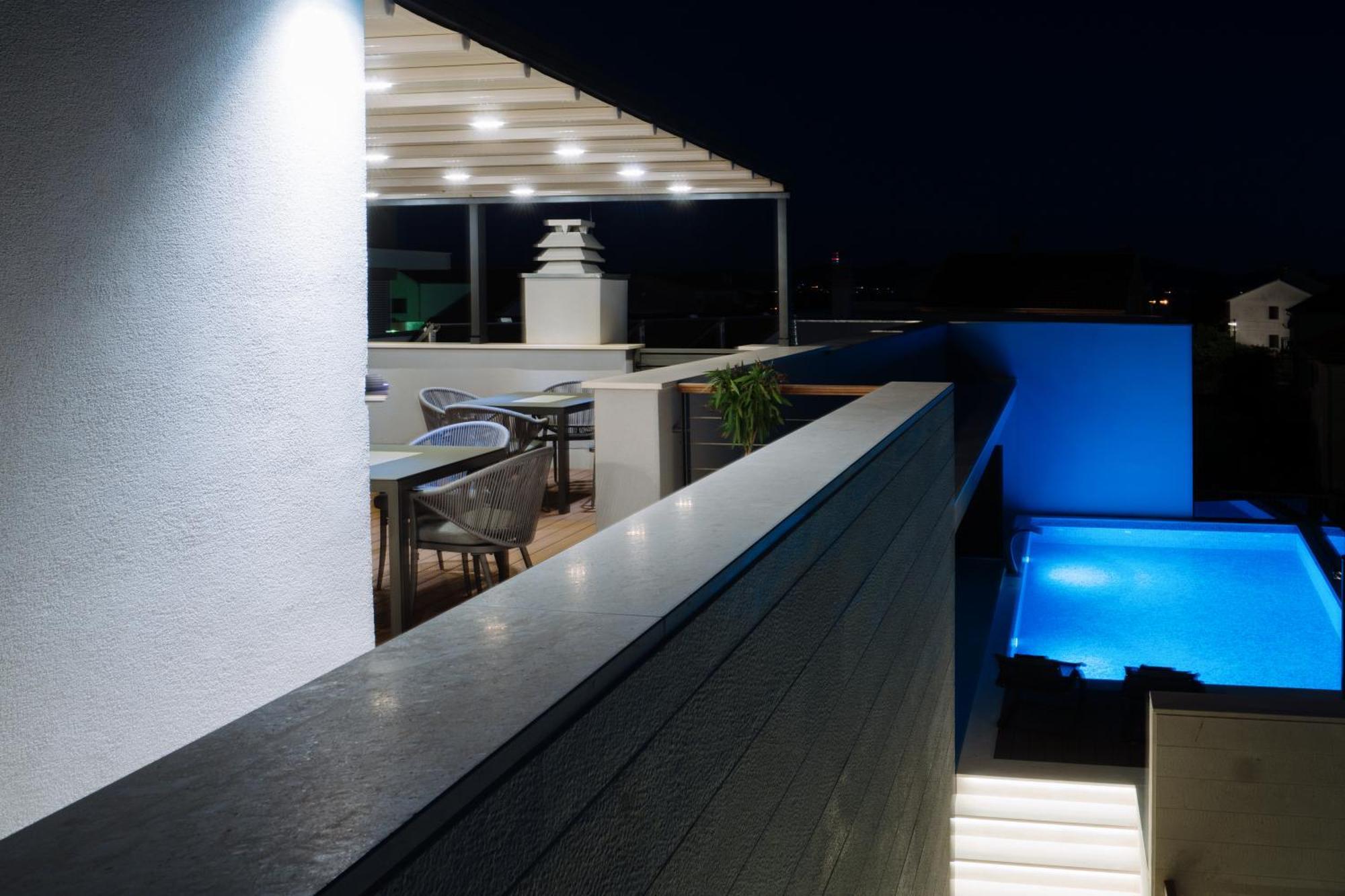 Lena Luxury Apartments Zara Esterno foto