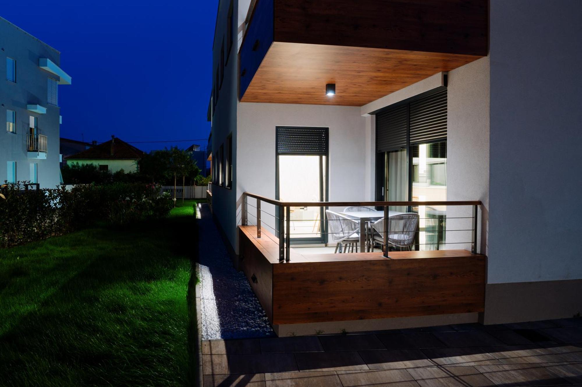 Lena Luxury Apartments Zara Esterno foto
