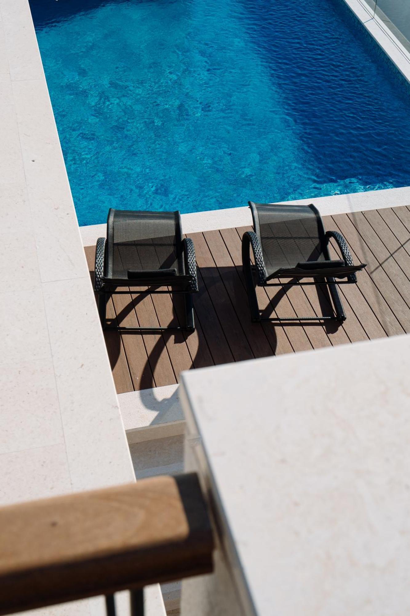 Lena Luxury Apartments Zara Esterno foto