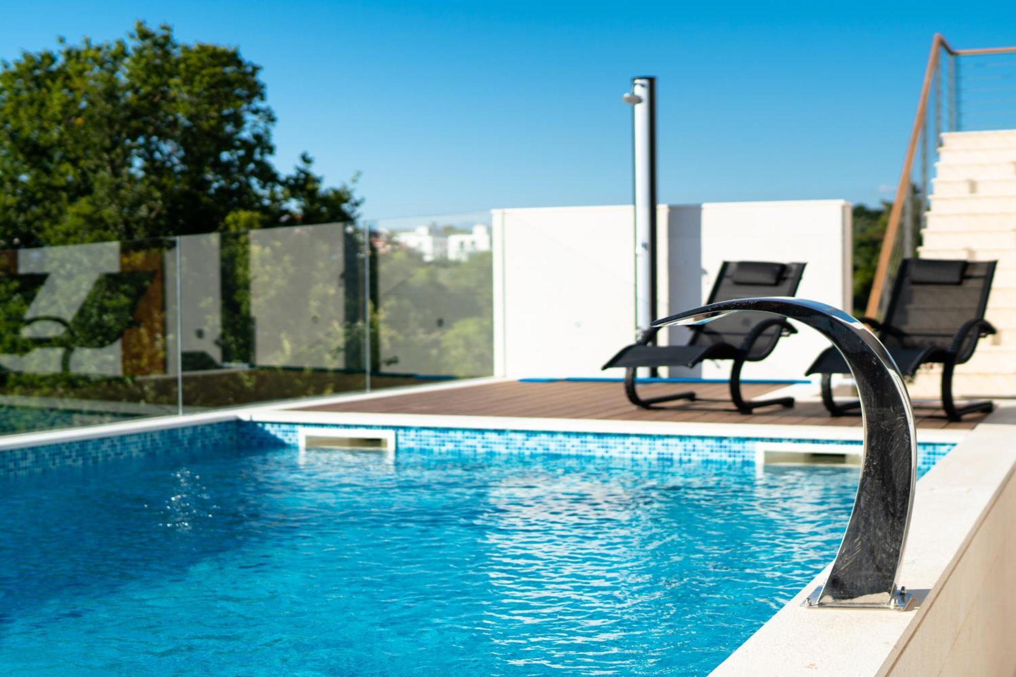 Lena Luxury Apartments Zara Esterno foto